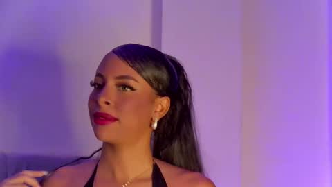 Snapshot of madeleinxxx_ chatting on 01.24.25 madeleinxxx_ online show from 01.24.25