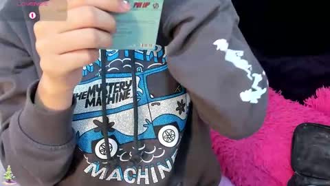 Madelin Clerk online show from 12.17.24