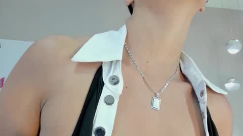 Snapshot of madeline_jhones chatting on 03.25.26 Madeline online show from 03.25.26