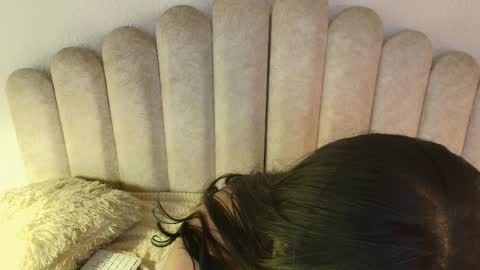 Snapshot of madeline_roux chatting on 04.01.26 Madeline online show from 04.01.26