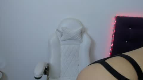 madelinesquit online show from 05.17.26