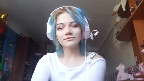 Snapshot of madgezari chatting on 02.13.26 Alice Kaneki online show from 02.13.26