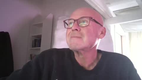 madio1187940 online show from 11.24.25