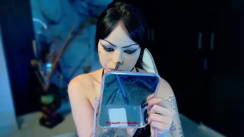 madison_jacksonn online show from 10.04.25