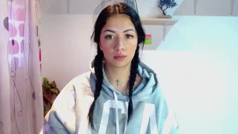 Madison Cambel online show from 12.10.24