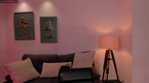 Maddi Collins online show from 11.09.25