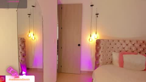 Madisson Davon online show from 02.22.26