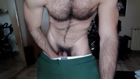 Snapshot of madmax20x chatting on 11.17.25 madmax20x online show from 11.17.25