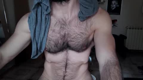 Snapshot of madmax20x chatting on 12.05.25 madmax20x online show from 12.05.25