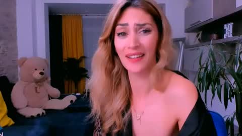 Madye Roberts online show from 02.21.25