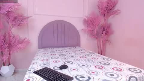 madyscarlett online show from 09.29.25