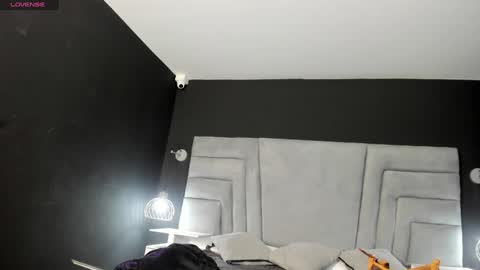 MAEE ANGELS online show from 12.11.24