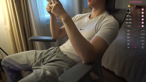 Mike XMaestro 3369 online show from 02.05.25