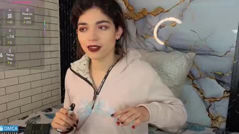 maevekuro online show from 11.15.25