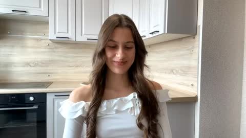 Sophie online show from 04.14.26