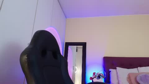 Snapshot of mafer_meow chatting on 07.14.26 Mafer Flor online show from 07.14.26