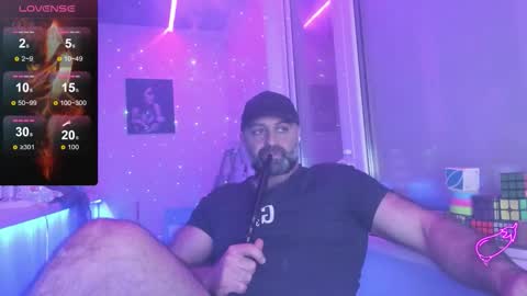 Snapshot of magabear chatting on 11.02.25 Magabear online show from 11.02.25