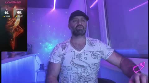 Snapshot of magabear chatting on 11.19.25 Magabear online show from 11.19.25