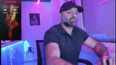 Snapshot of magabear chatting on 11.20.25 Magabear online show from 11.20.25