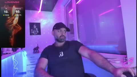 Snapshot of magabear chatting on 11.24.25 Magabear online show from 11.24.25