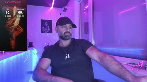 Snapshot of magabear chatting on 11.29.25 Magabear online show from 11.29.25