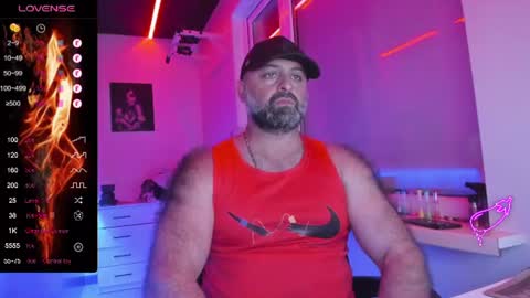 Snapshot of magabear chatting on 07.16.26 Magabear online show from 07.16.26