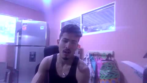 Snapshot of magallanes2134 chatting on 09.28.25 magallanes2134 online show from 09.28.25