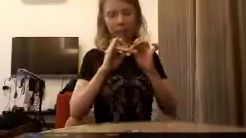 Snapshot of magaretunion chatting on 12.04.25 Margaret online show from 12.04.25