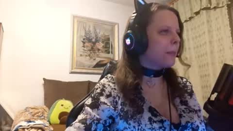 Snapshot of magdalenaortenzio chatting on 11.16.25 Nicole online show from 11.16.25