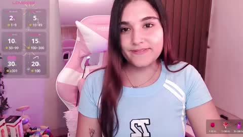 Snapshot of magic__smile chatting on 12.13.24 Luna online show from 12.13.24