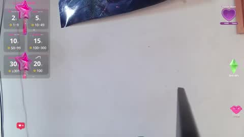 Snapshot of magic__smile chatting on 10.30.25 Luna online show from 10.30.25