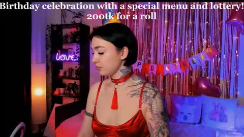 Snapshot of magic_alie chatting on 10.05.25 Magic Allie online show from 10.05.25