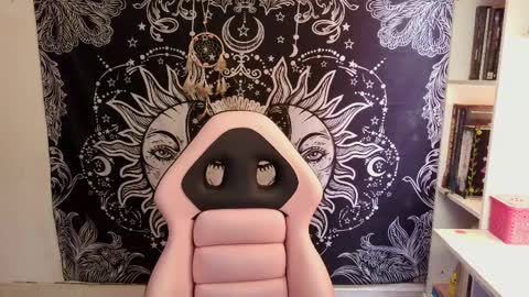 Claire online show from 04.11.26