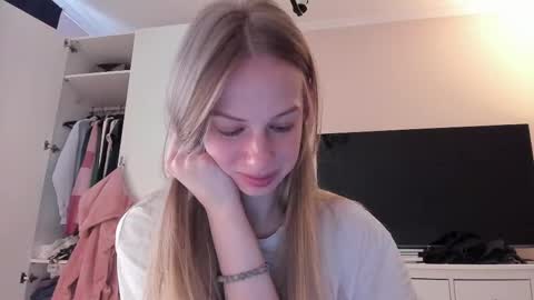 Alice  online show from 02.22.25