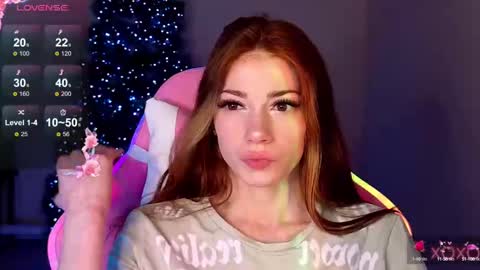 Snapshot of magicladyy chatting on 01.11.25 Angel online show from 01.11.25