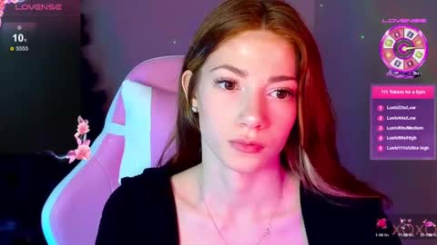 Snapshot of magicladyy chatting on 01.30.25 Angel online show from 01.30.25