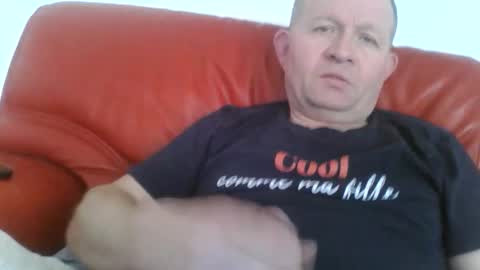 Snapshot of magicman250 chatting on 02.08.26 magicman250 online show from 02.08.26