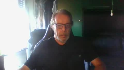 Snapshot of magicomerlino63 chatting on 09.28.25 magicomerlino63 online show from 09.28.25