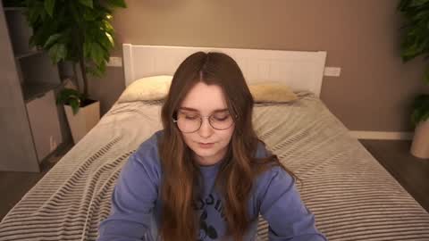Emily online show from 12.12.24