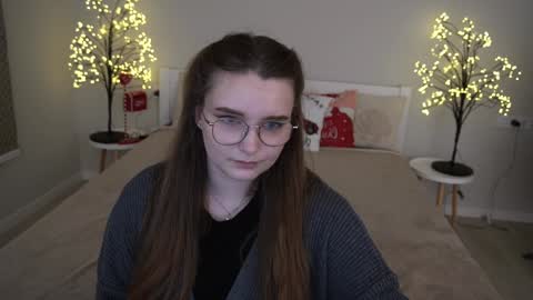 Emily online show from 01.06.25
