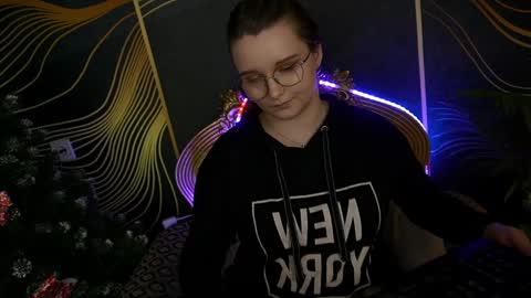 Emily online show from 01.17.25