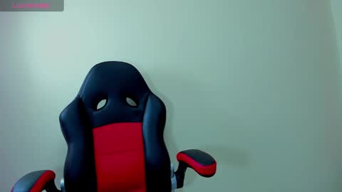 magievans1 online show from 02.15.25