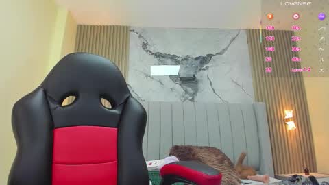 magievans1 online show from 10.18.25