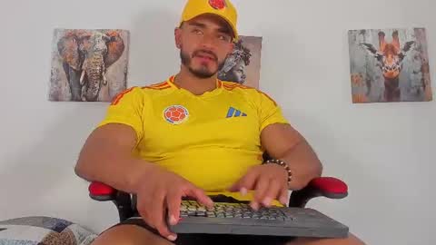 Snapshot of magnusclark chatting on 07.03.26 Magnusclark online show from 07.03.26
