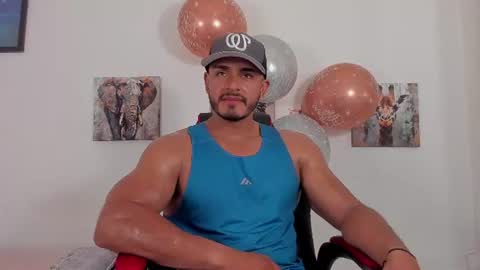 Snapshot of magnusclark chatting on 07.15.26 Magnusclark online show from 07.15.26