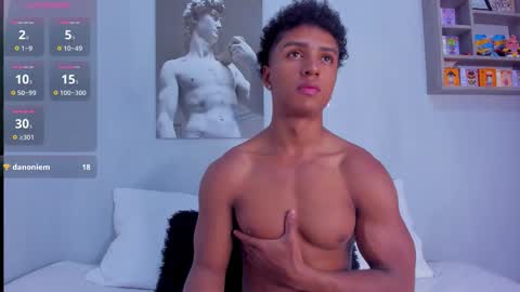 Magnus King online show from 10.19.25