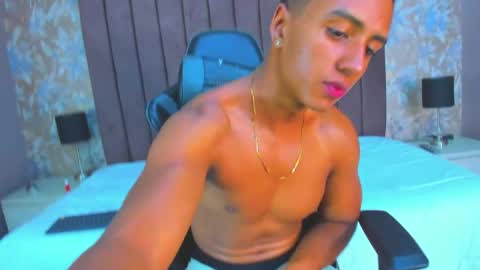 Magnus King online show from 04.19.26