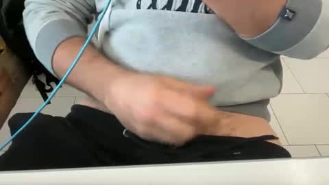 magopirandellow online show from 02.12.26