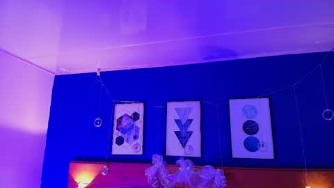 Dani online show from 12.16.25