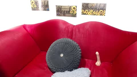 ISABELA online show from 09.25.25